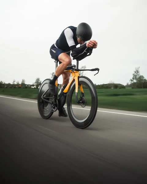 🚀 Race week for @stonebikehappy - @cro.ultra 12h TT European Champs 🥳