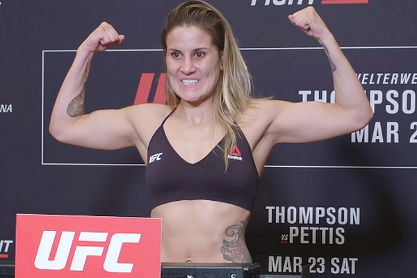 Jennifer Maia vence fácil e se aproxima do top 5 dos moscas no UFC