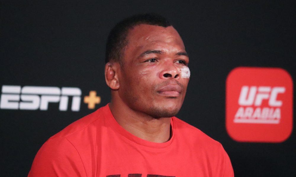 ‘Massaranduba’ promete estilo falastrão em nova categoria no UFC