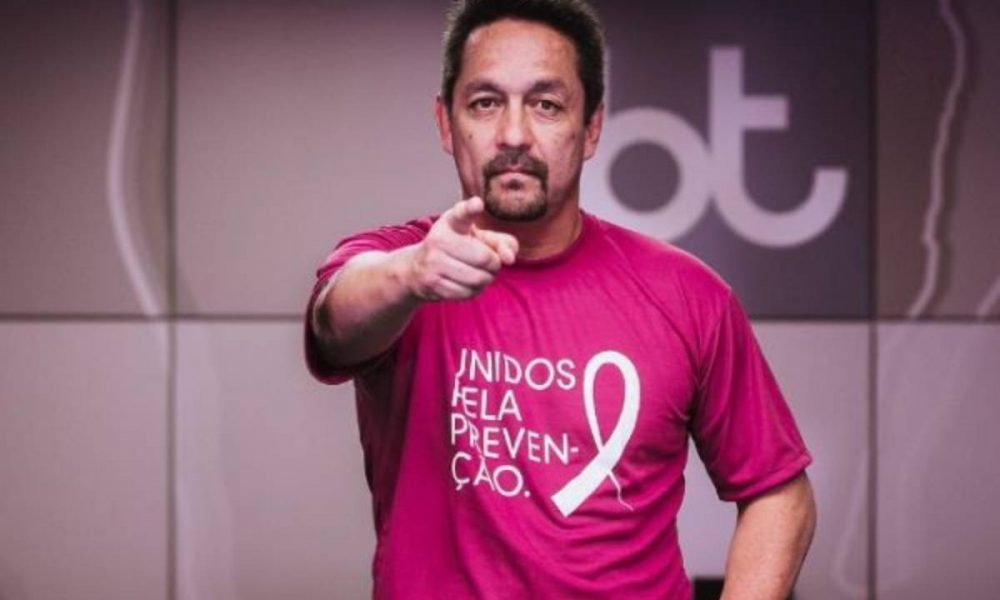Ex-árbitro do UFC, Mario Yamasaki cogita aposentadoria do MMA: “Não sei se volto”