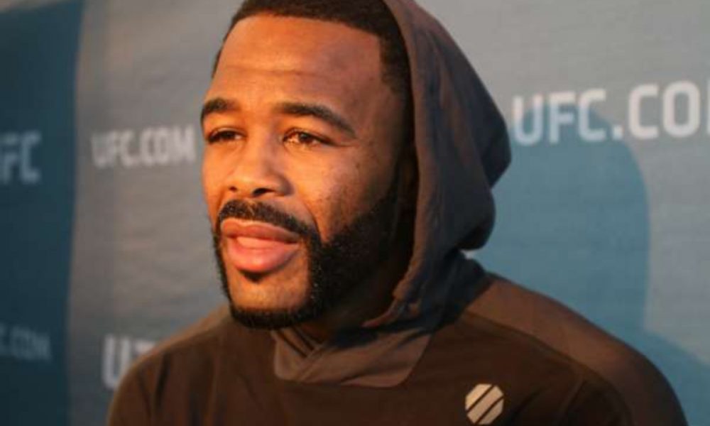 Rashad Evans sinaliza que Ngannou é capaz de derrotar Jones nos pesados do UFC