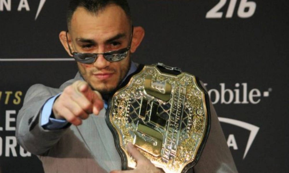 Tony Ferguson se oferece para ajudar Brock Lesnar para possível luta com Jon Jones