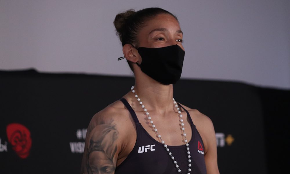 Ex-campeã cobra reconhecimento por parte do UFC: “Mereço um pouco mais de respeito”