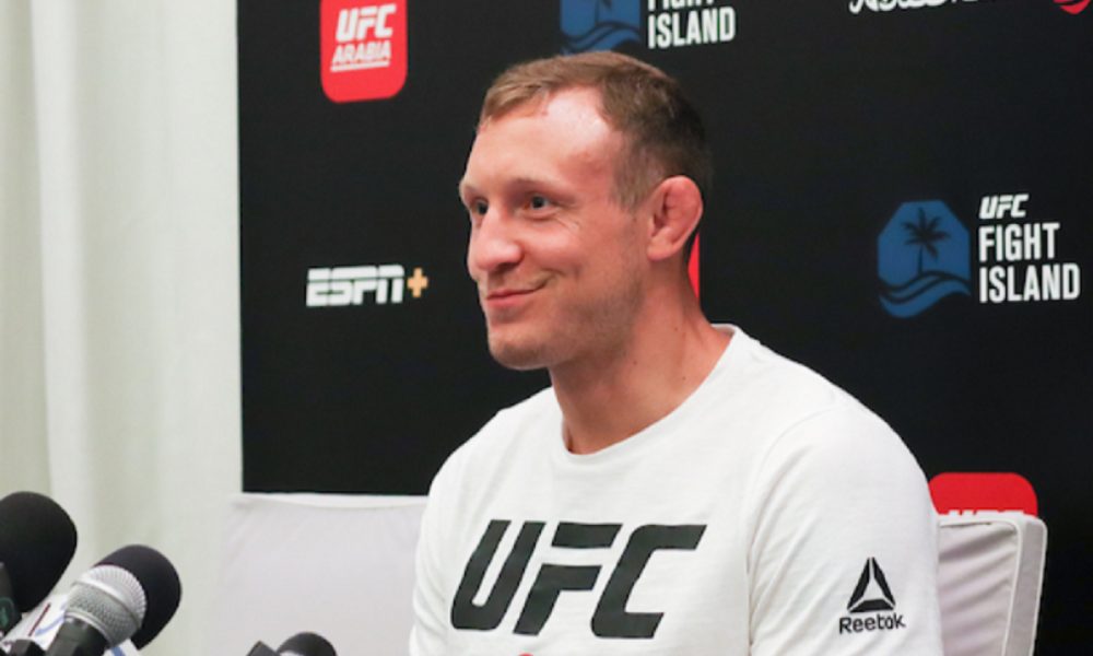 Para subir no peso-médio, Hermansson e Shahbazyan lutam no UFC 262, diz site