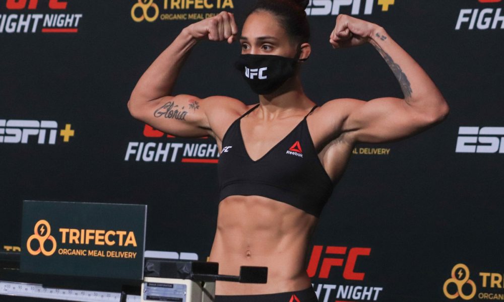 Sem lutar no UFC Vegas 16, Taila Santos é confirmada em evento do dia 19 de dezembro