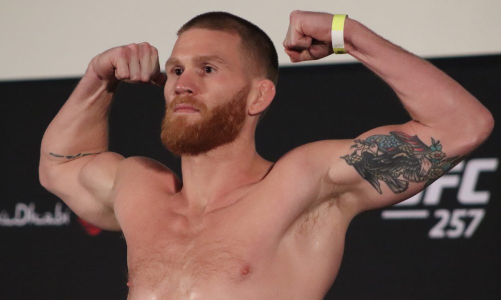 Após baixas de última hora, Ultimate anuncia Frevola vs Tsarukyan para UFC 257