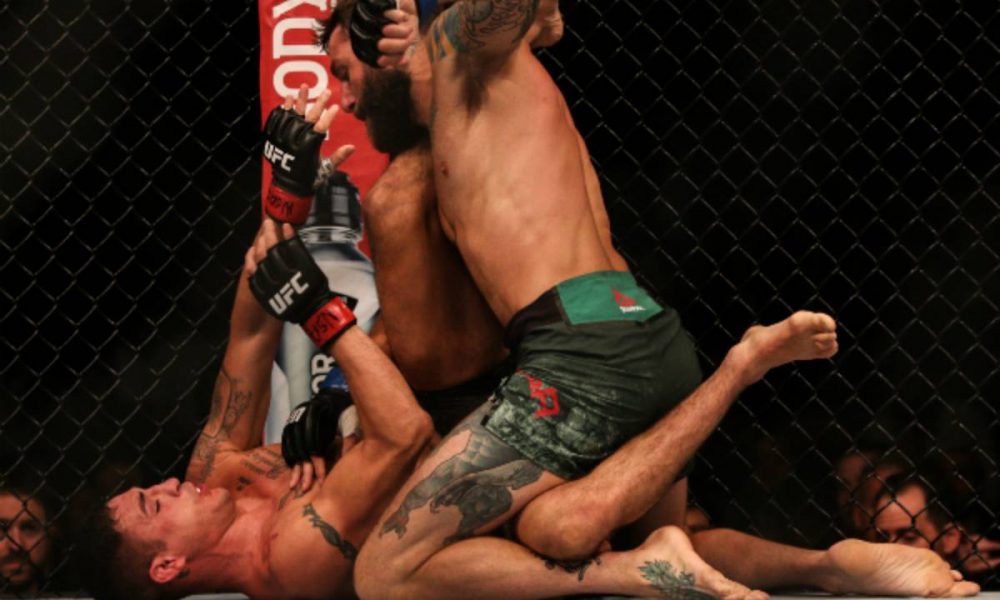 Michael Chiesa cogita atuar como comentarista do UFC e cita suas inspirações