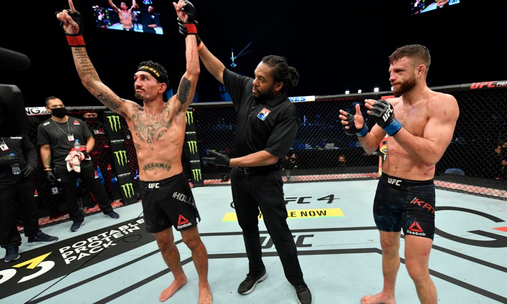 Vitória dupla! Max Holloway fatura bônus de ‘Luta da Noite’ após brilhar no UFC Fight Island 7