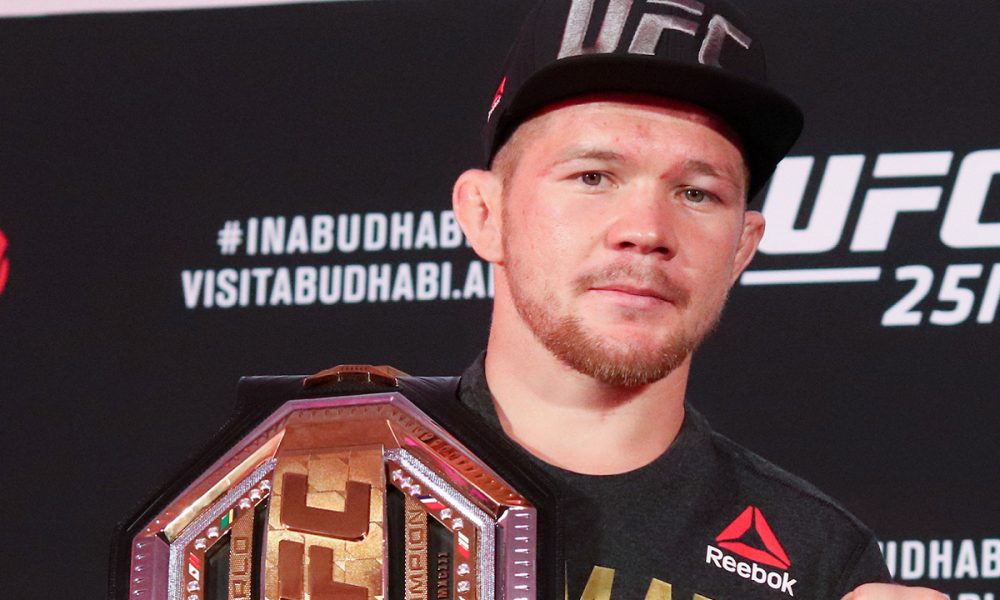 Campeão interino, Petr Yan minimiza qualidade de Sterling e o acusa de fugir: “Coração de galinha”