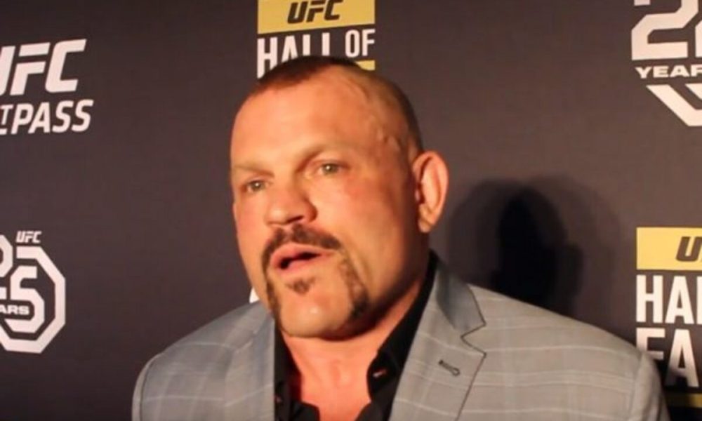 Hall da Fama do UFC vai arbitrar luta de boxe entre celebridades nos Estados Unidos