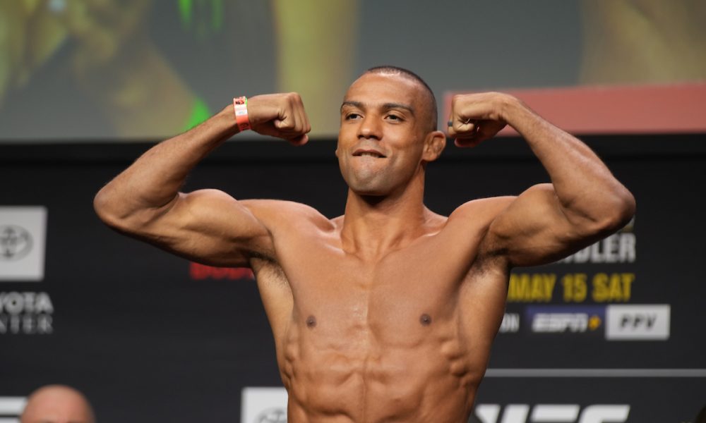 Com volta de Edson Barboza aos leves, Ultimate anuncia ‘pacotão’ de lutas para o UFC 319