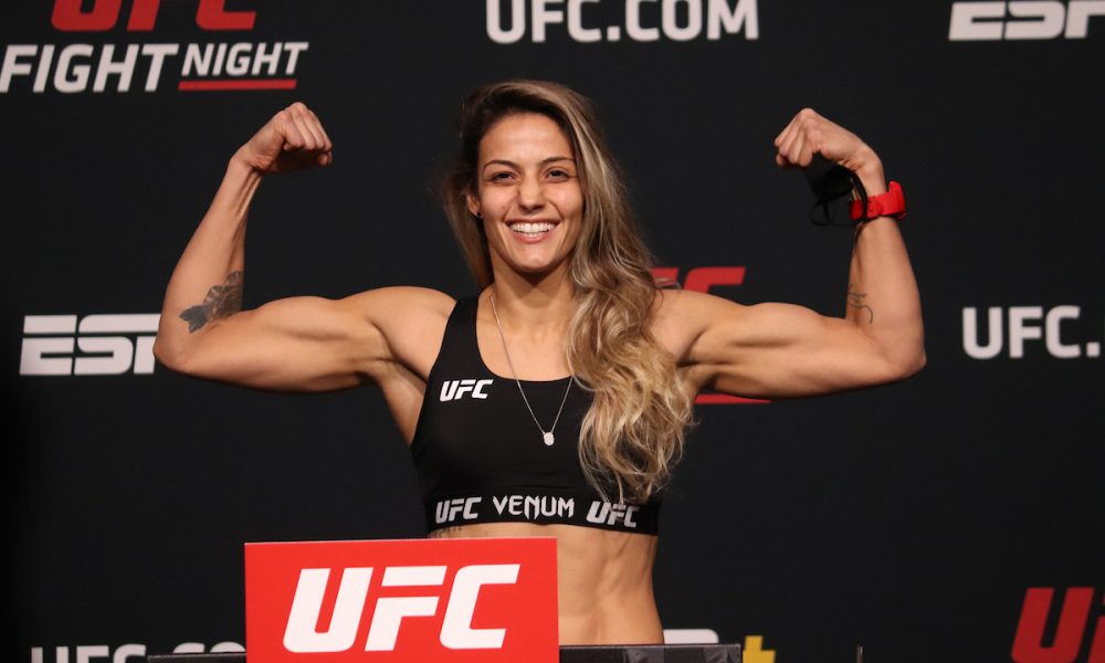 Poliana Botelho analisa troca de adversárias durante camp e explica derrotas no UFC