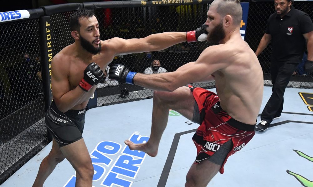 Reyes desabafa após ser nocauteado e parabeniza Procházka: “Que cotovelada”