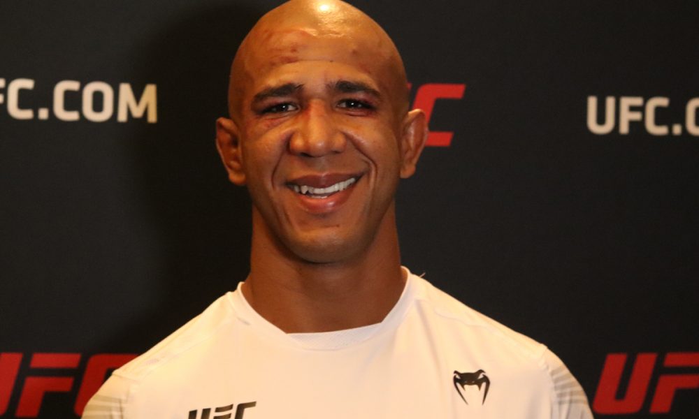 Gregory ‘Robocop’ analisa vitória em estreia no UFC e projeta futuro na companhia