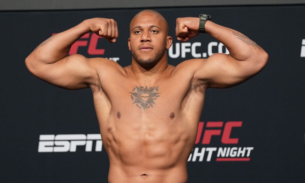 Treinador de Francis Ngannou rasga elogios a Ciryl Gane: “É a evolução do esporte”