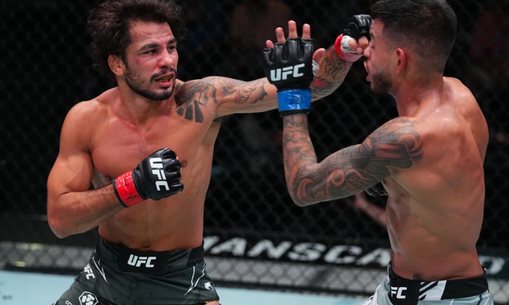 Treinador revela que cirurgia no joelho tirou Alexandre Pantoja da luta de título do UFC