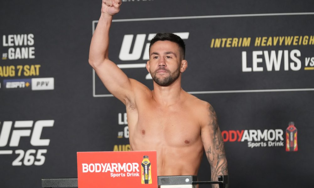 Pedro Munhoz defende Dillashaw das críticas quanto ao caso de doping : “É duríssimo”