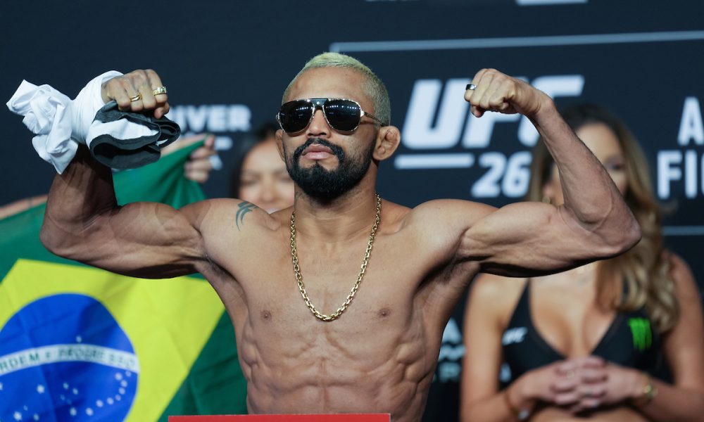 Deiveson Figueiredo analisa status de zebra contra primo de Khabib: “Um soco muda tudo”