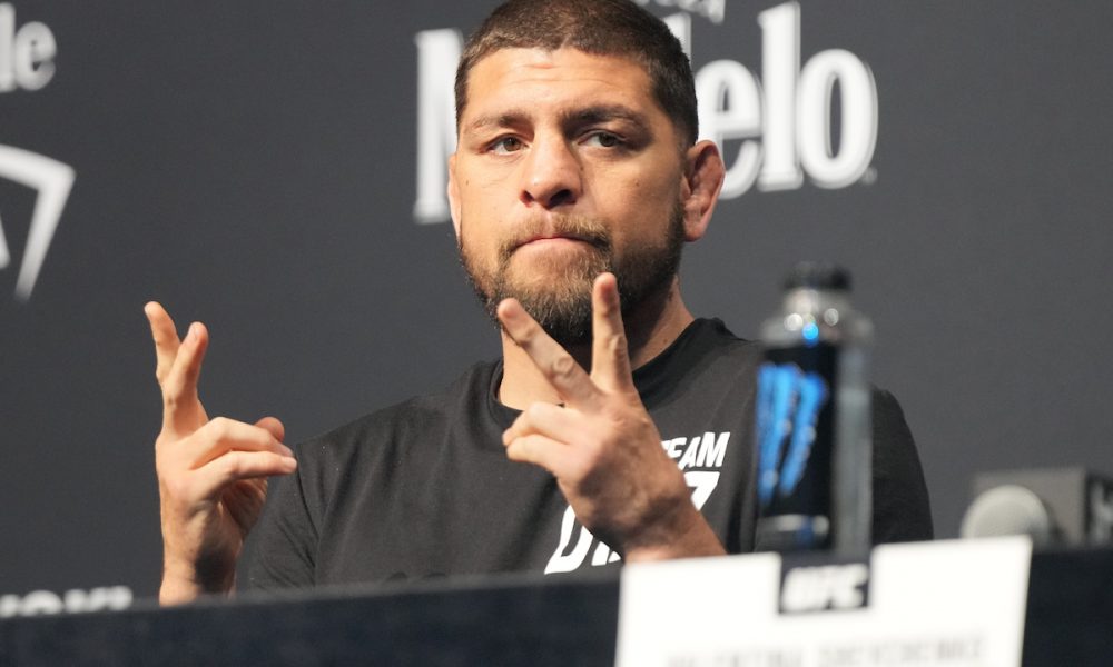 Nick Diaz reaparece após seis anos e rouba a cena em coletiva do UFC 266