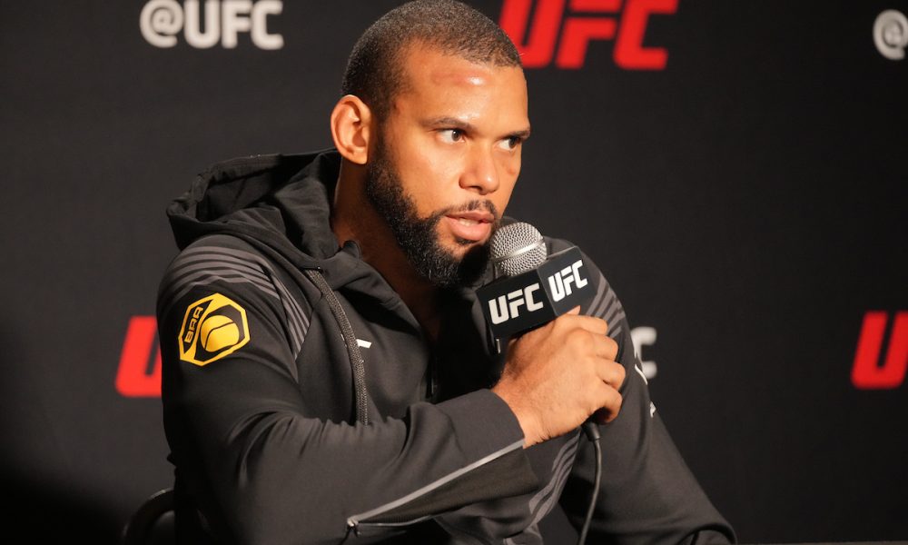 ‘Marreta’ promete nova versão contra Hill e define prazo para ser campeão do UFC