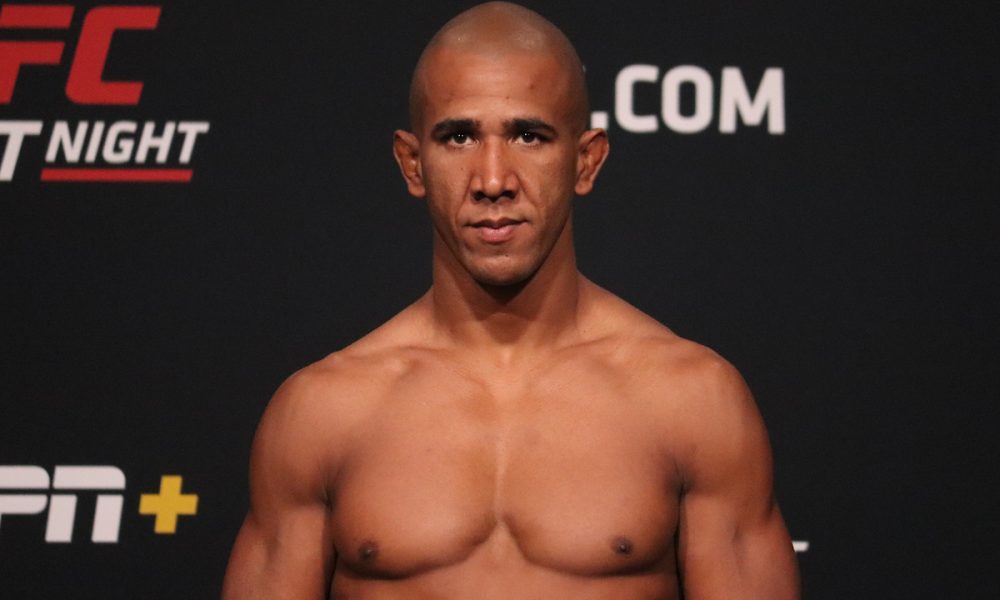 Brad Tavares deixa UFC Rio e Robocop fica sem rival às vésperas do card