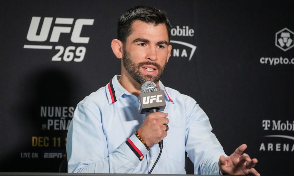 Dominick Cruz descarta aposentadoria do MMA: “Ainda estou no nível de top 10”