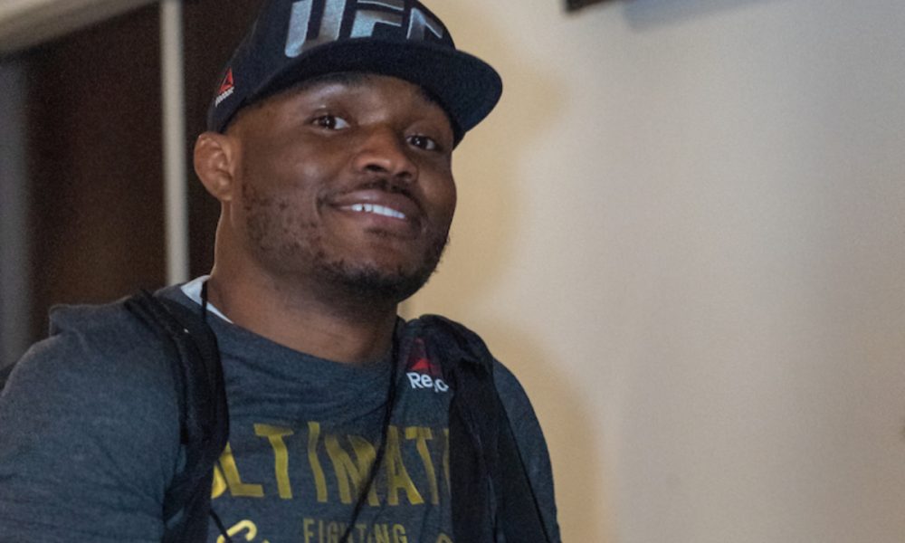 Kamaru Usman confirma presença no corner de Francis Ngannou no UFC 270
