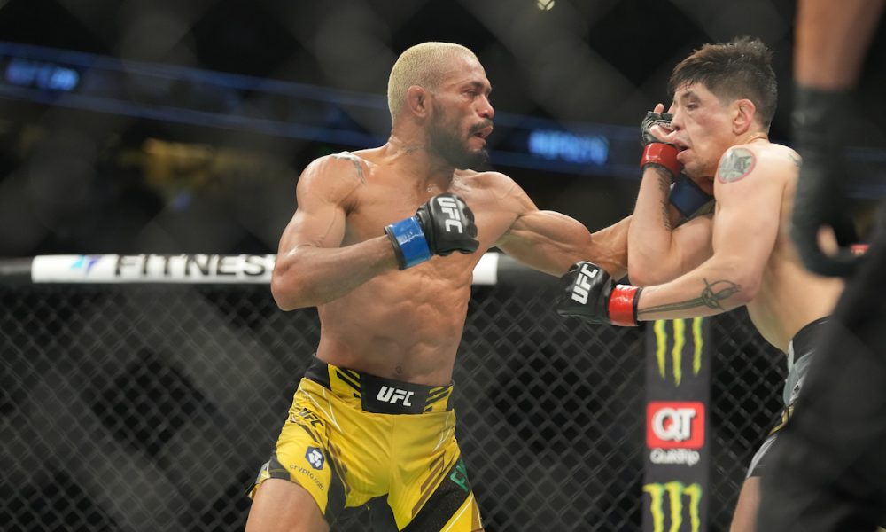 Deiveson recebe bônus de R$ 270 mil por protagonizar ‘luta da noite’ no UFC 270