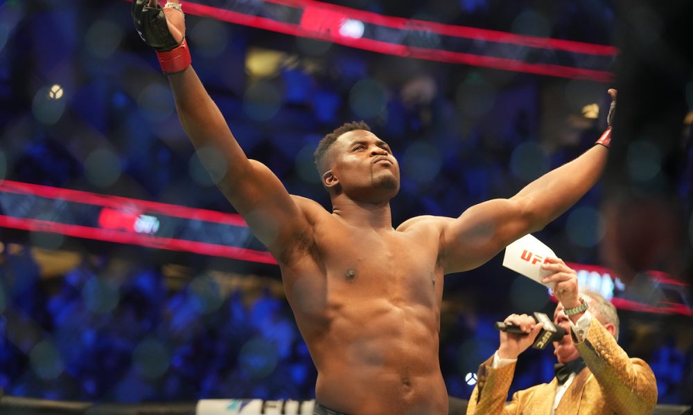 Adesanya exalta Ngannou após vitória na PFL: “Melhor peso-pesado de todos os tempos”