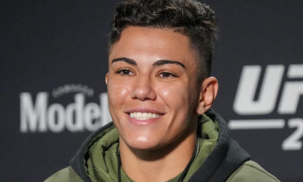 Jéssica ‘Bate-Estaca’ desmerece Julianna Peña e a classifica como uma ‘luta fácil’