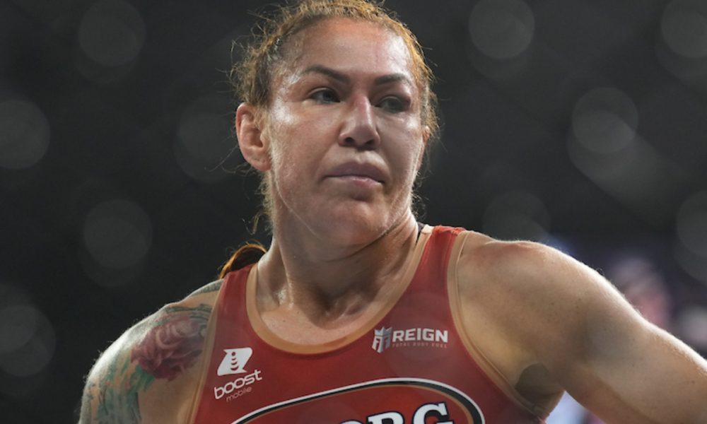 ‘Cyborg’ exalta ‘Vivi’ Araújo por calar profissional que ofendeu lutadores brasileiros