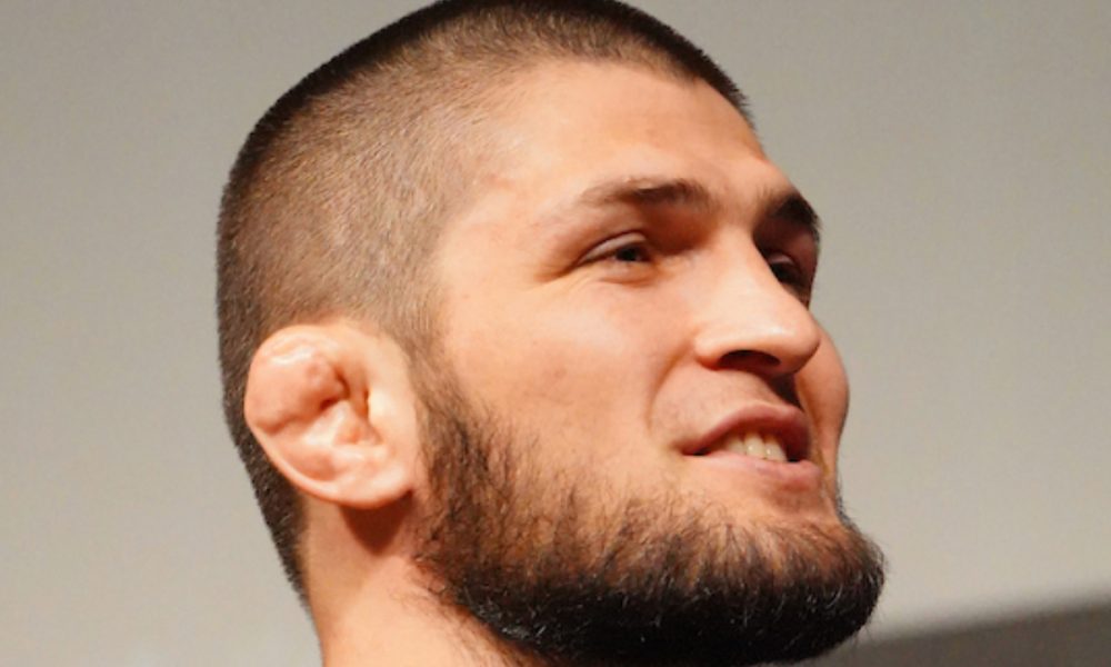 Khabib questiona intenção de ‘Do Bronx’ lutar com Makhachev: “Não vai aparecer”