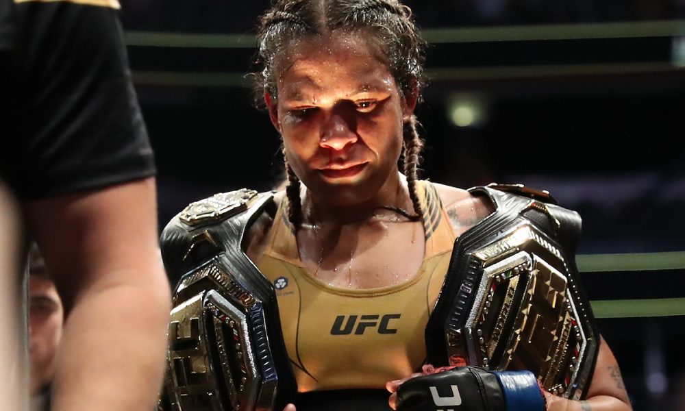 Amanda Nunes explica porque ‘tirou o pé’ para vencer Peña por pontos