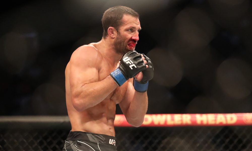 Khabib descarta contratação de Rockhold para o Eagle FC: “Tem nada a provar”