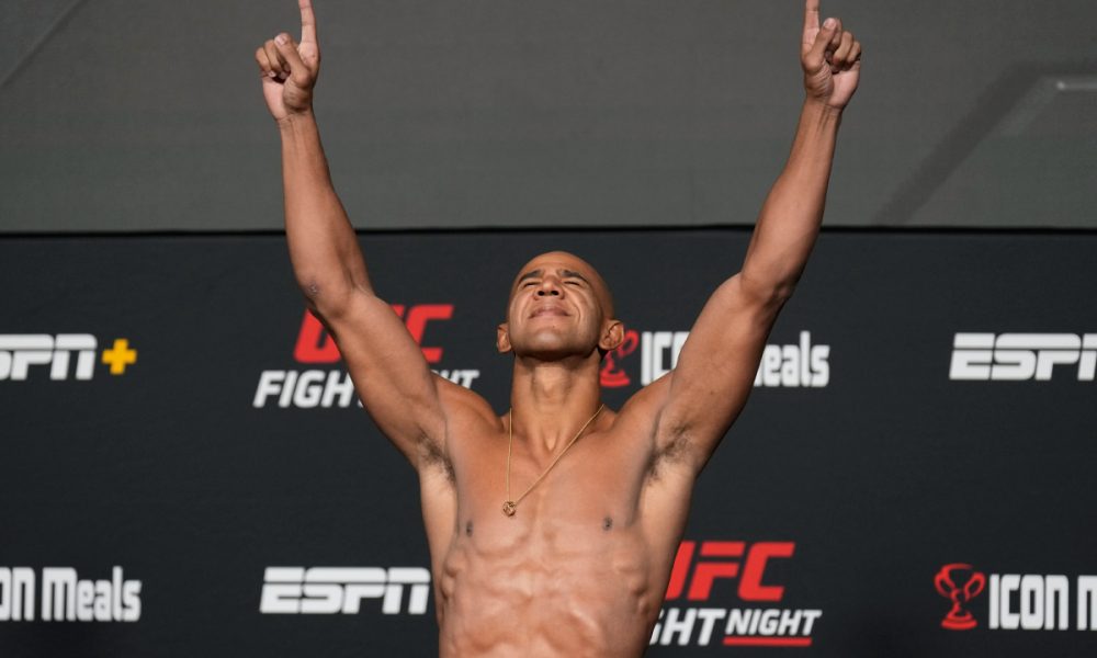 Guerra! Gregory ‘Robocop’ vence ‘batalha sangrenta’ no UFC Vegas 60