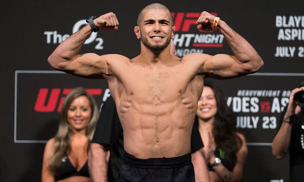 Mokaev planeja bater recorde de Jones e se tornar campeão mais jovem do UFC