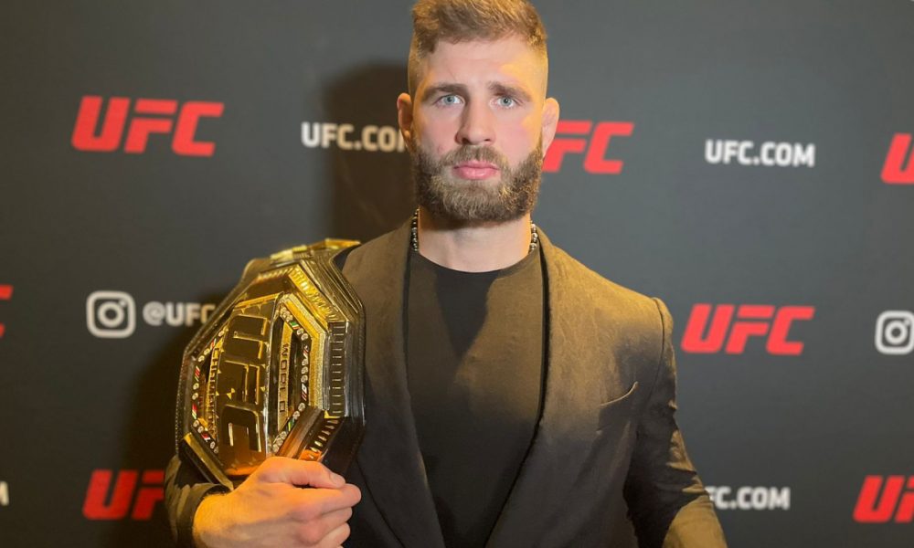Prochazka critica Blachowicz e Ankalaev por empate no UFC: “Deveriam lutar pela vida”