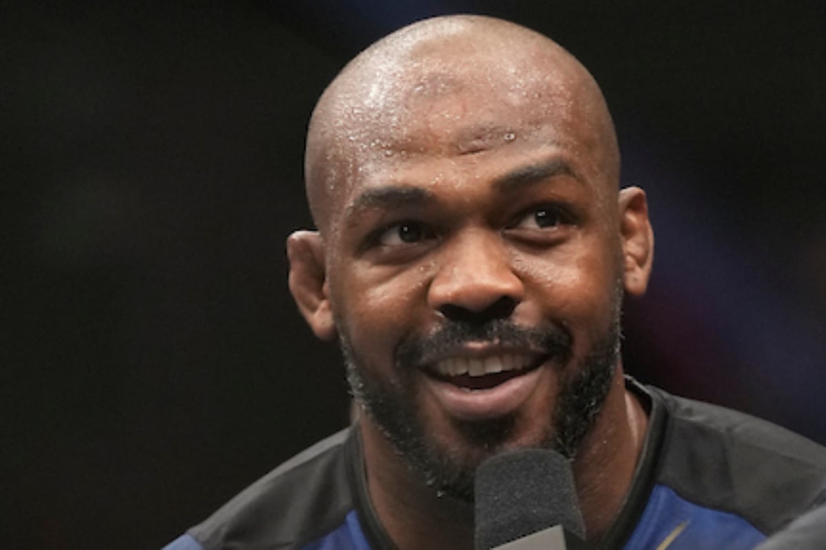 Jon Jones durante entrevista no UFC 286, após sua vitória sobre Ciryl Gane.