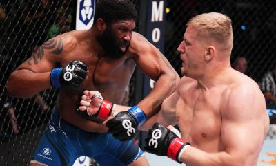 Sergei Pavlovich acerta um golpe na vitória sobre Curtis Blaydes na luta principal do UFC Vegas 71.