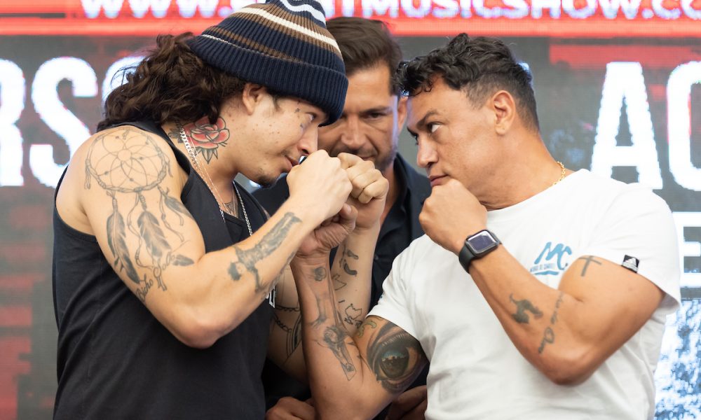 Whindersson Nunes e Acelino Popó Freitas fazem encarada antes do duelo de boxe promovido pelo evento brasileiro Fight Music Show.