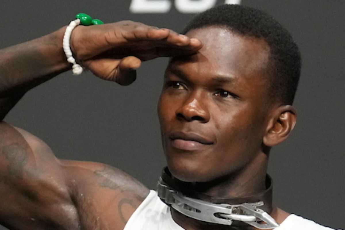 Israel Adesanya se destaca na coletiva de imprensa do UFC 287