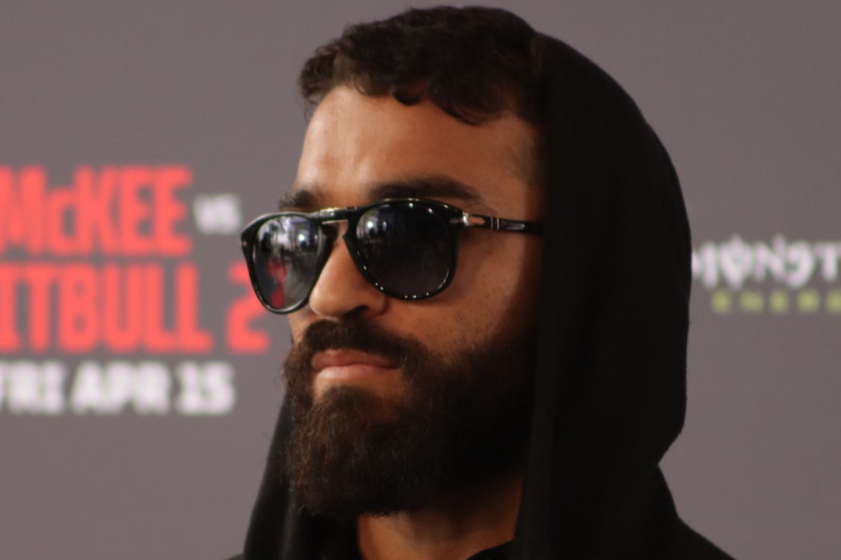 Patrício Pitbull marca presença na coletiva de imprensa do Bellator