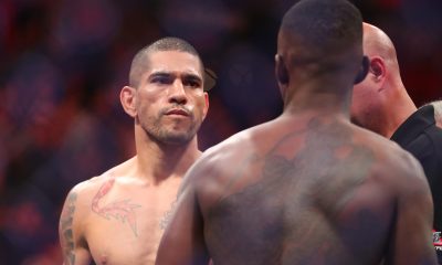 Alex Poatan e Israel Adesanya frente a frente, momento antes do confronto no UFC 287