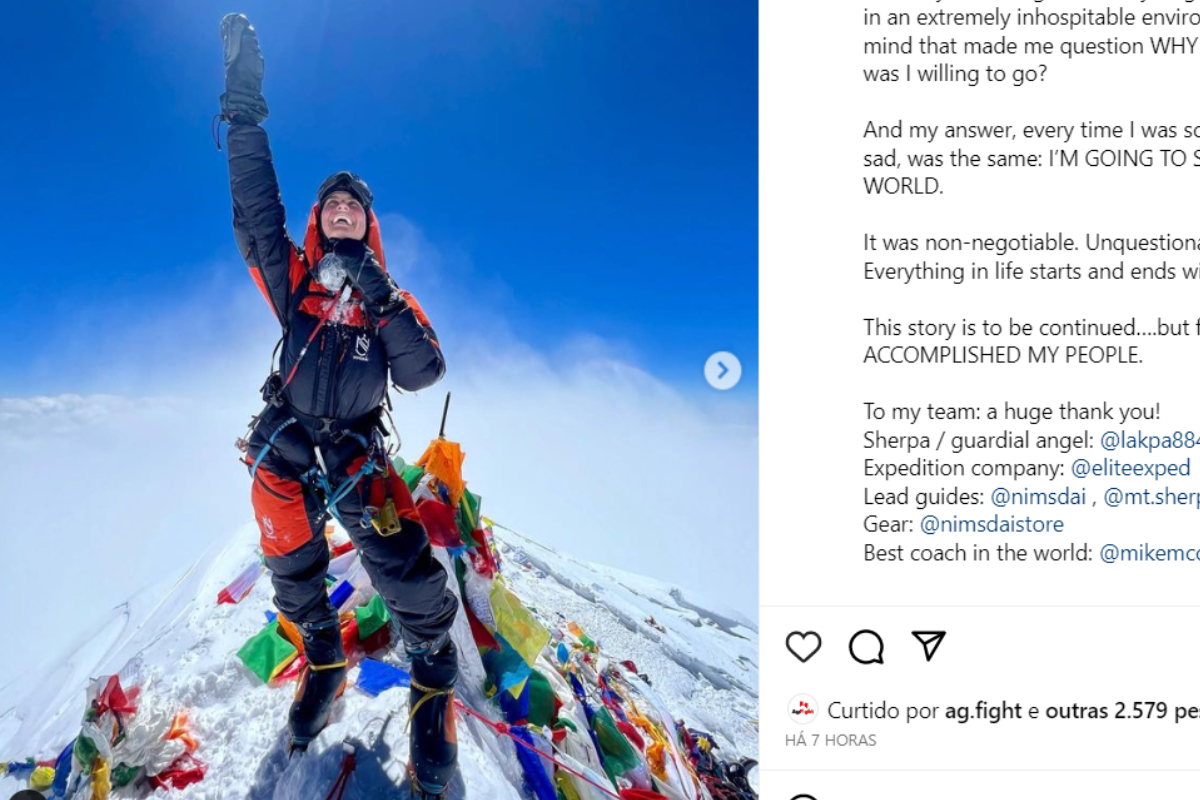 Cesalina Gracie comemora escalada no Monte Everest