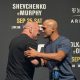 Dana White e Robbie Lawler se abraçam durante coletiva de imprensa do UFC 266