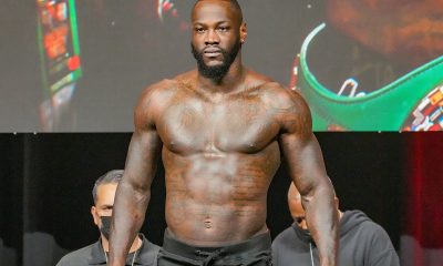 Deontay Wilder se pesa para sua terceira luta contra Tyson Fury