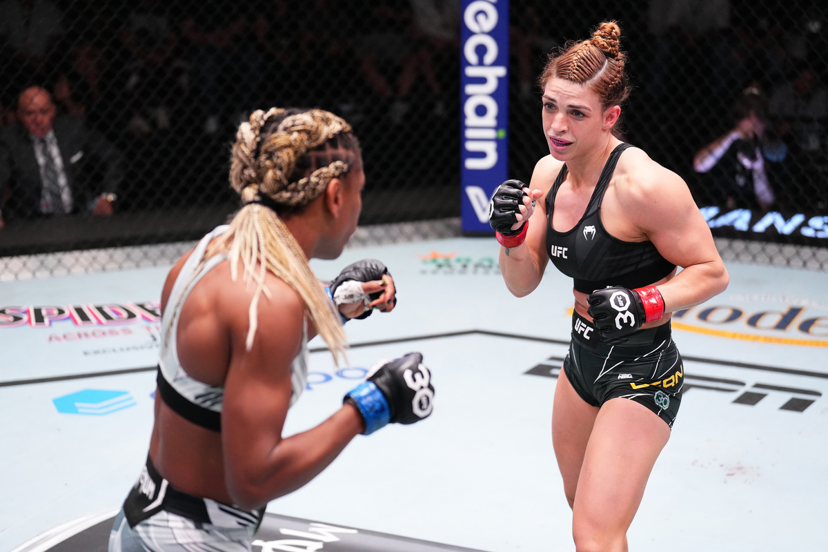 Mackenzie Dern e Angela Hill travaram uma batalha de 25 minutos na luta principal do UFC Vegas 73