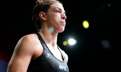Mackenzie Dern no octógono momentos antes de entrar em ação no UFC Vegas 73