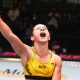 Natália Silva grita e comemora vitória no UFC Vegas 73