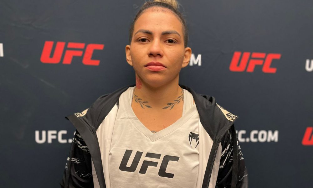 Esquentadinha é derrotada e Brasil perde 100% de aproveitamento no UFC Vegas 102